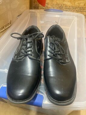 STACY ADAMS/ Boys black shoes